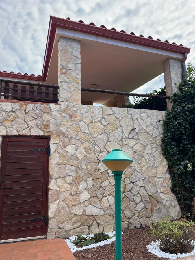 Villa Fiorilla Geremèas Buitenkant foto